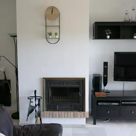 En Aloha Con Golf Y Piscina En Puerto Banus *