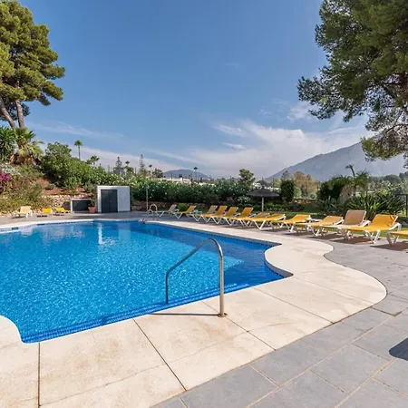 En Aloha Con Golf Y Piscina En Puerto Banus * Marbellac