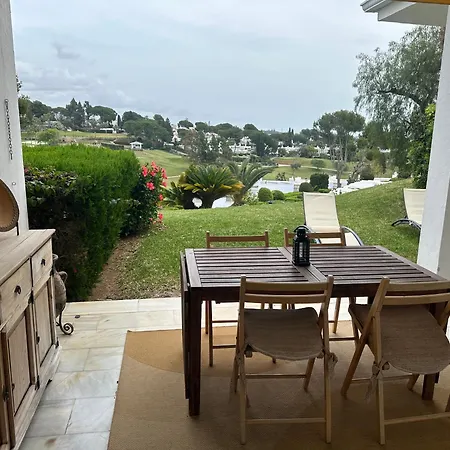 Apartment En Aloha Con Golf Y Piscina En Puerto Banus *