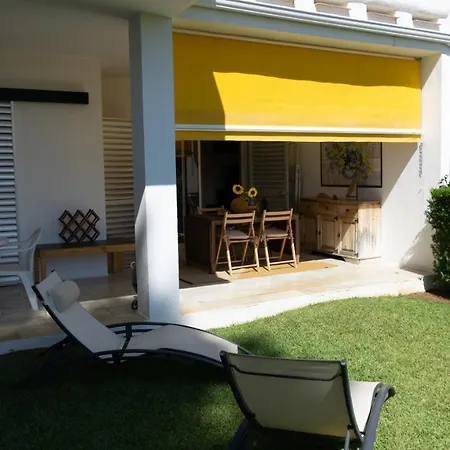 En Aloha Con Golf Y Piscina En Puerto Banus *