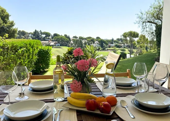 Daire En Aloha Con Golf Y Piscina En Puerto Banus