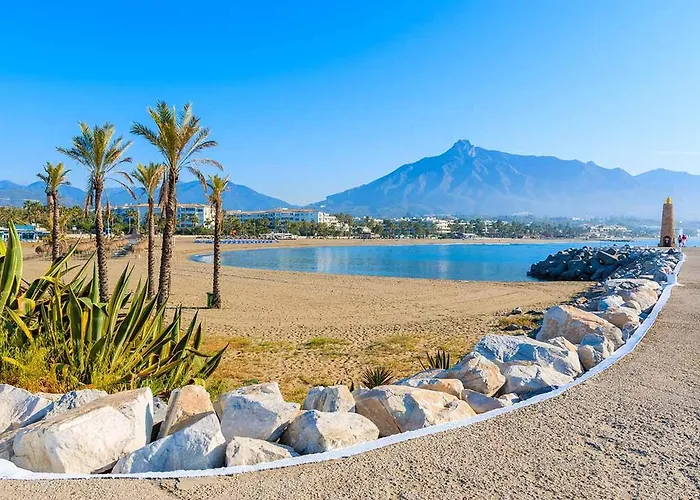 En Aloha Con Golf Y Piscina En Puerto Banus * Marbella