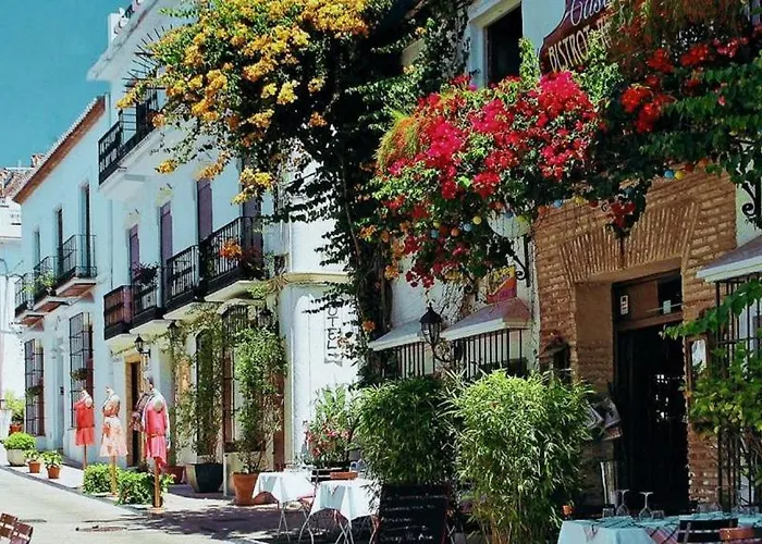 Daire En Aloha Con Golf Y Piscina En Puerto Banus *