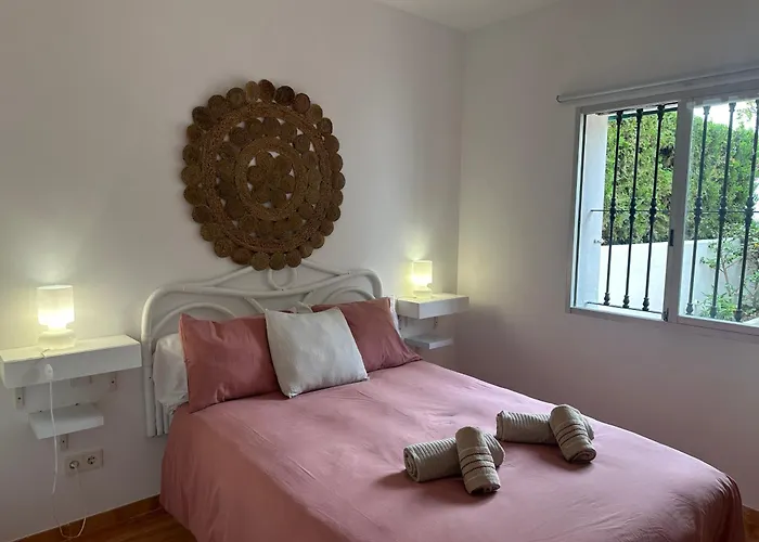 En Aloha Con Golf Y Piscina En Puerto Banus Daire Marbella